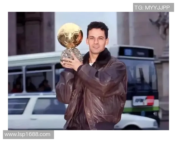 越南足球明星获奖背后的故事与荣耀时刻揭秘